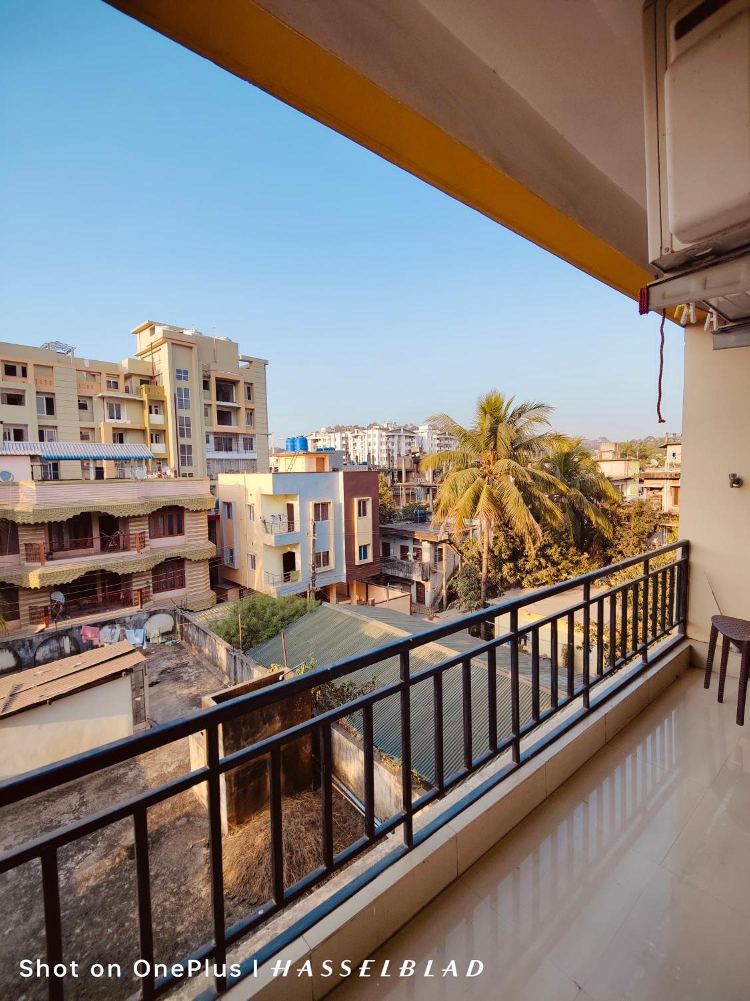 Apartamento Dreams Abode Guwahati Exterior foto